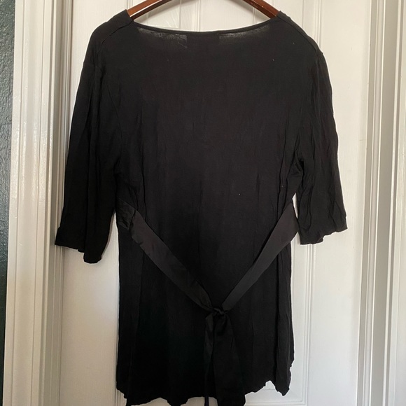 Black Shirt with Tie Back by Nine and Co XL - Picture 2 of 3
